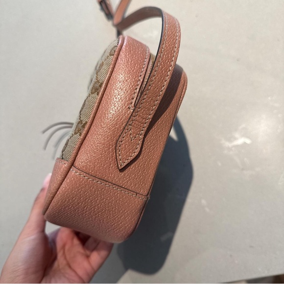 Gucci GG canvas Bree Crossbody camera bag - Picture 3 of 8